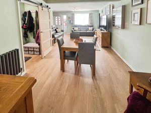Dining area- click for photo gallery